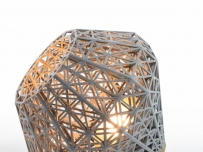 巴黎镂空造型的创意灯具模型